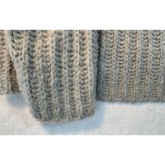 Free People Fluffy Fox Beige Gray Wool Mock Cowl Neck Sweater M Wool Turtleneck - Picture 5 of 7